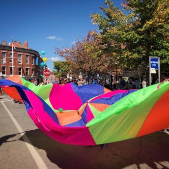 Parachute with balls outside