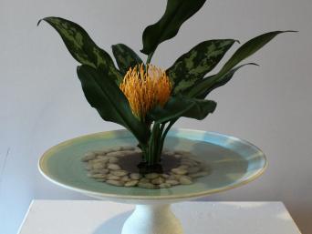 Ikebana arrangement