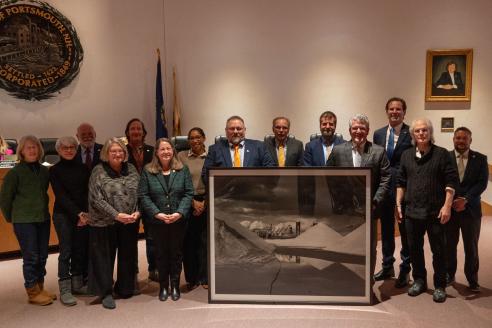 City Council accepts "S-1" photography donated by Carl Austin Hyatt.