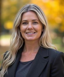 Jennifer Shump Full Image